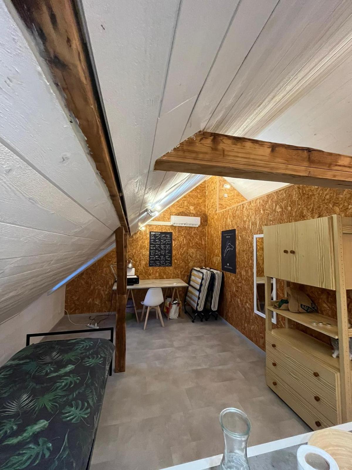 Loft Lumineux 10 Minutes Centre Apartment *